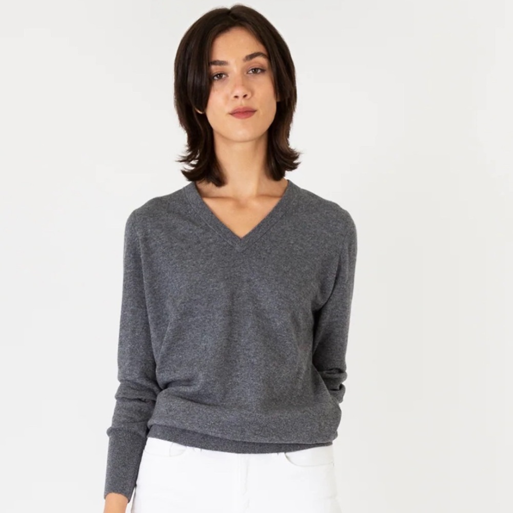 ANN MASHBURN Cydney Boyfriend V-Neck 100% Cashmere Sweater Size Small